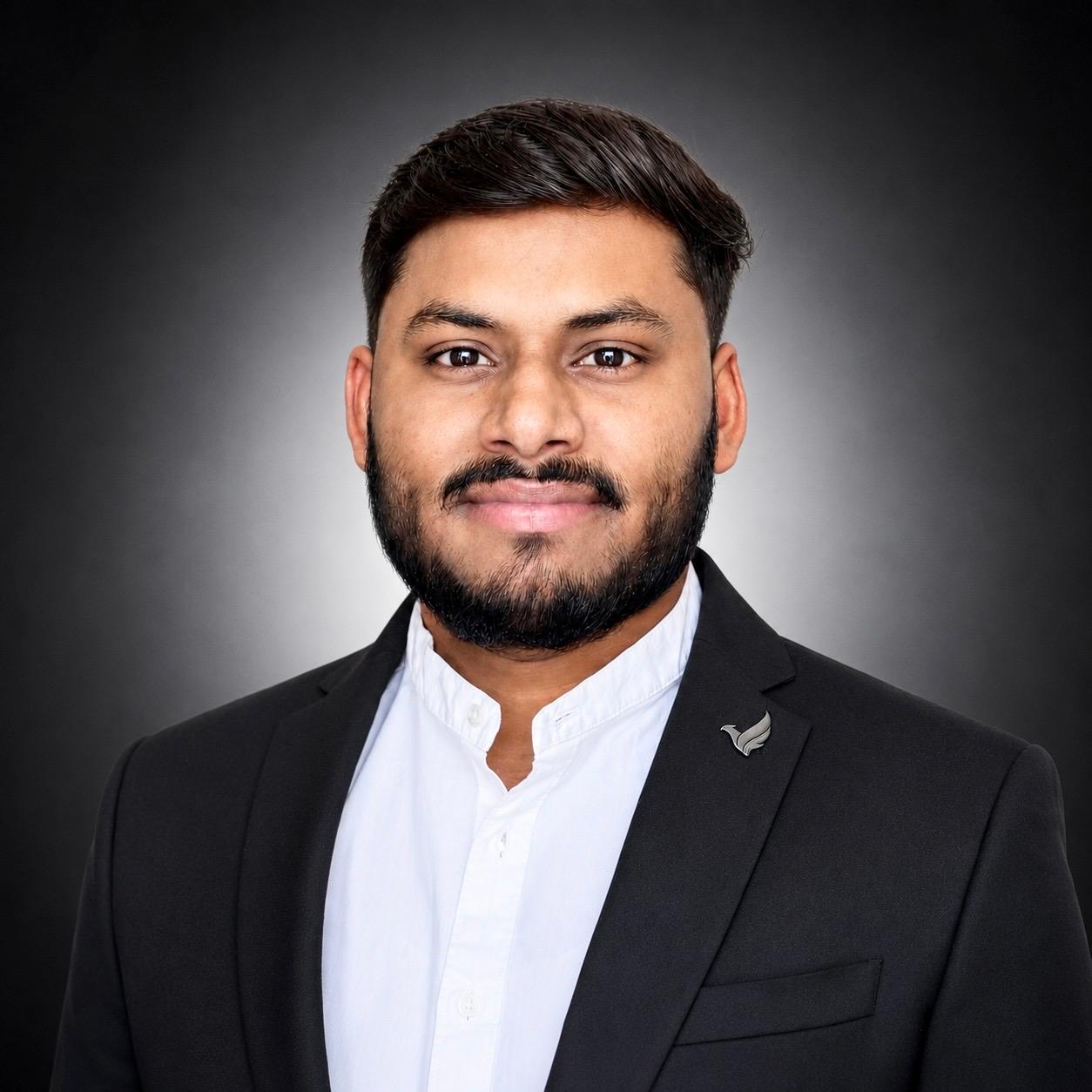 Vikas Saroj, Zoho Certified Expert and Digital Growth Consultant